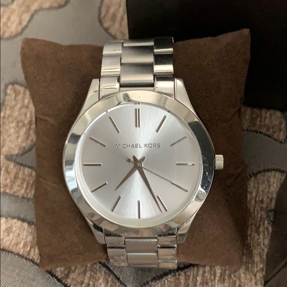 Michael Kors Slim Runway Silver-Tone Watch